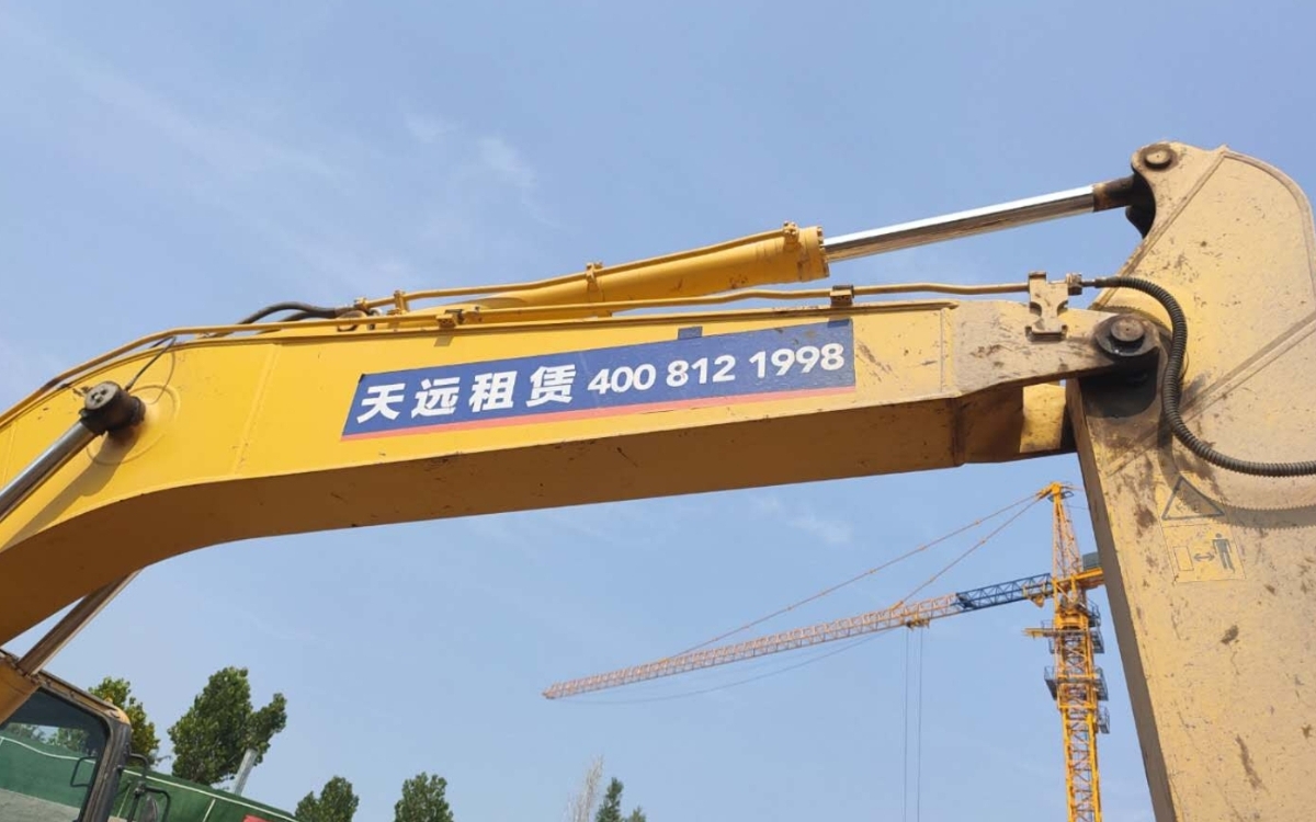 小松挖掘机PC200-8M0_2019年出厂2952小时  