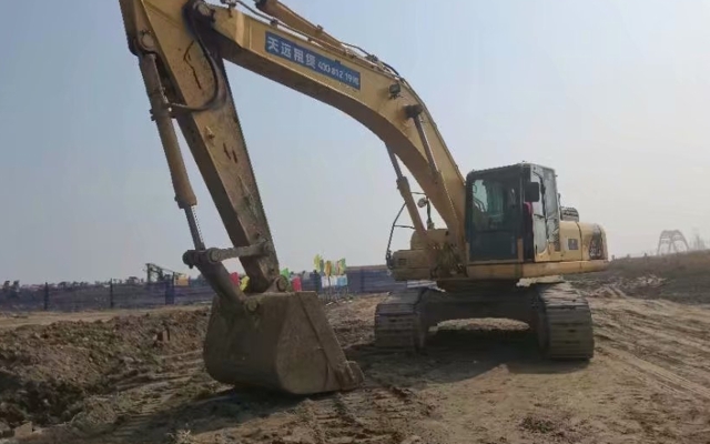 小松挖掘机PC300-8M0_2018年出厂3210小时  